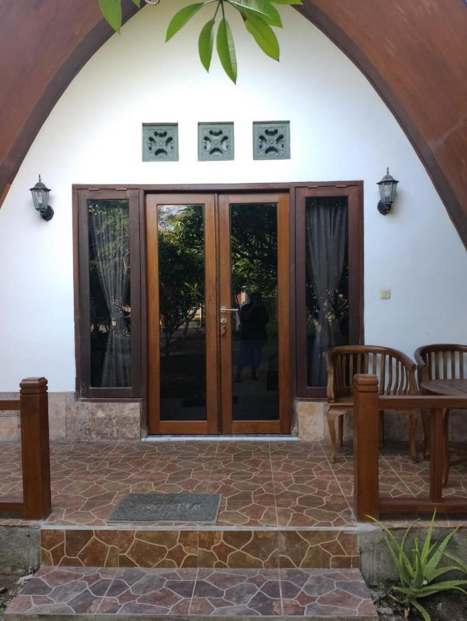 Noby Gili Cottages Гили-Мено Экстерьер фото